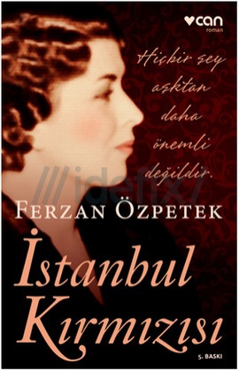 İstanbul Kırmızısı Kitap Kapağı