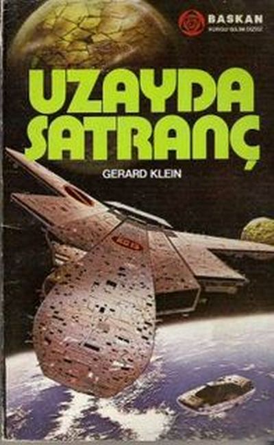 Uzayda Satranç Kitap Kapağı